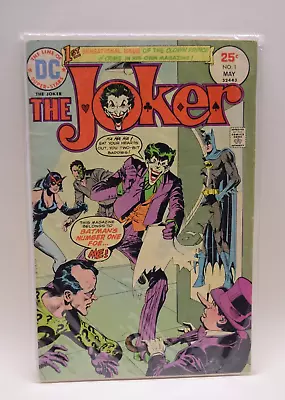 Buy THE JOKER 1975 Comic #1 - 1st Solo Title - FREE SHIPPING • 38.83£