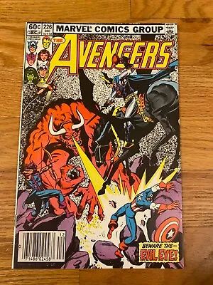 Buy 1982 Marvel Comic The Avengers #226 Black Knight Cover NEWSSTAND Higher Grade B1 • 7.76£