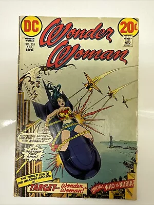 Buy Wonder Woman 205 1st Nubia April 1973 • 76.88£