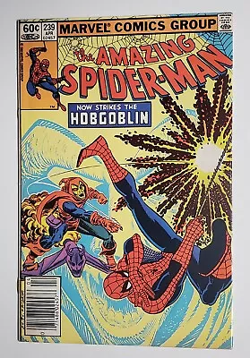 Buy AMAZING SPIDER-MAN # 239 COMIC 1st Spider-man Vs. Hobgoblin  Battle Classic Key • 15.44£