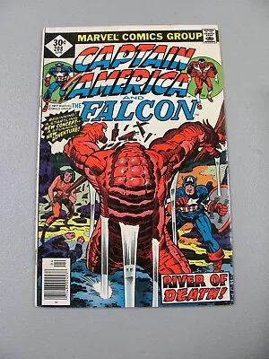 Buy Captain America #208 (1977) FN Marvel Comics 1st Appearance Arnim Zola BIN-3163 • 6.21£