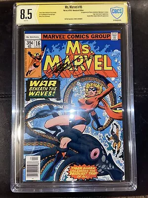 Buy MS MARVEL #16 • CBCS 8.5 • SIGNED BY CHRIS CLAREMONT First Mystique Newsstand • 174.74£