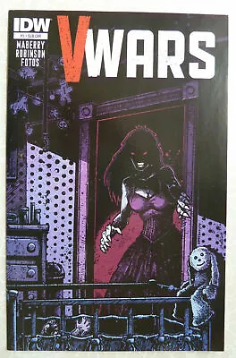Buy V-Wars #5 - 1st Printing Subscription Variant - IDW August 2014 VF 8.0 • 4.45£