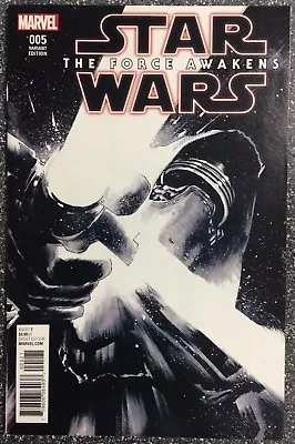 Buy Star Wars: The Force Awakens #5 1:75 B&W Albuquerque Variant • 49.99£