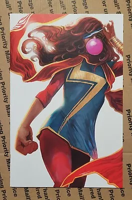 Buy Ms. Marvel #31 - 9.4/NM - Stephanie Hans Virgin Variant • 38.89£