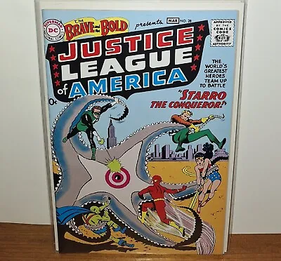 Hake's - JUSTICE LEAGUE OF AMERICA THE BRAVE AND THE BOLD #28 STATUE.