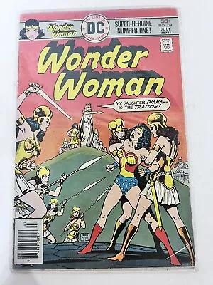 Buy Wonder Woman #224 Comic Book 1976 DC Comics VF • 7.77£