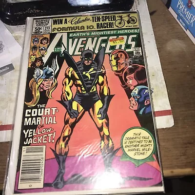 Buy Avengers #213 VF/NM 9.0 - Buy 3 For FREE Shipping! (Marvel, 1981) • 3.88£