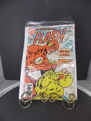 Buy The Flash Comic Book No. 324 Flash Kills Reverse Flash • 27.96£