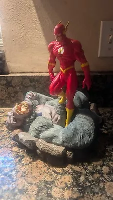 Buy Flash Vs. Gorilla Grodd Statue #106 Of 1500!! Huge Flash Collection Being Sold!! • 155.59£