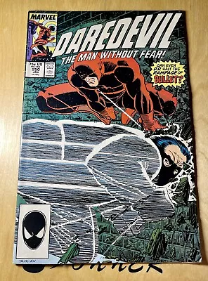 Buy Daredevil Man Without Fear #250 • 19.42£