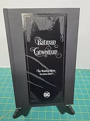 Buy Batman Catwoman, The Wedding Album Deluxe Edition (Tom King, DC Hardcover, 2018) • 7.76£