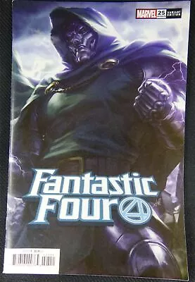 Buy FANTASTIC FOUR #25 Variant Cvr - MARVEL Comic #1N6 • 3.76£