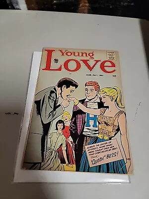 Buy Vintage YOUNG LOVE Vol. 5 No. 1 (June 1961) Queen Bess; Scarcer Prize Comic • 23.29£