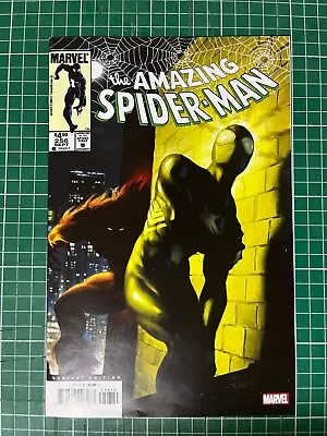 Buy Amazing Spider-Man #256 (MARVEL 2024) Facsimile 1:25 Miguel Mercado Variant C1 • 66.01£