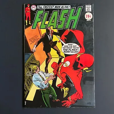 Buy THE FLASH — DC Comics Vol. 1 No. 197 - May 1970 • 9.32£