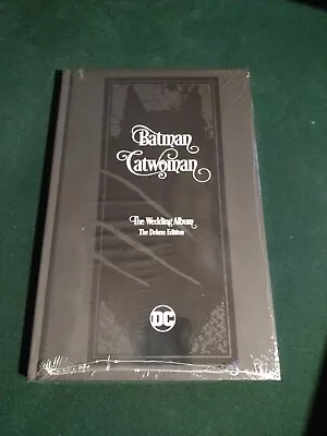 Buy Batman/Catwoman: The Wedding Album - The Deluxe Edition (Hardcover 2018) DC  • 7.76£