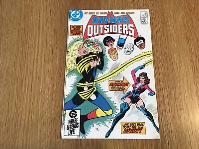 Buy Batman And The Outsiders 20, DC Comics 1985 • 0.99£